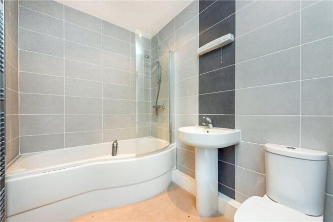 En-Suite Bathroom
