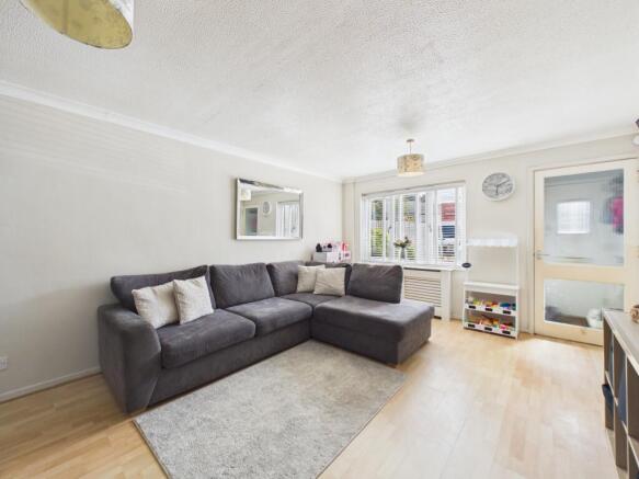 Stratfield Avenue, Tadley, RG26 photo 4