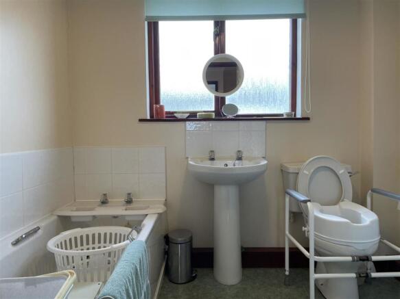 Family Bathroom: