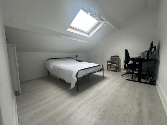 4 bed Terraced for sale Image 6