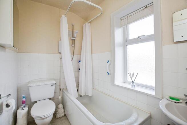 3 bed Semi-Detached for sale Image 7