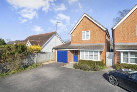 Guildford Road, Bisley, Woking, Surrey, GU24