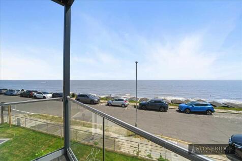 Cliff Parade, Walton on the Naze