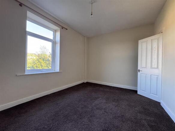 2 bed Terraced for sale Image 4