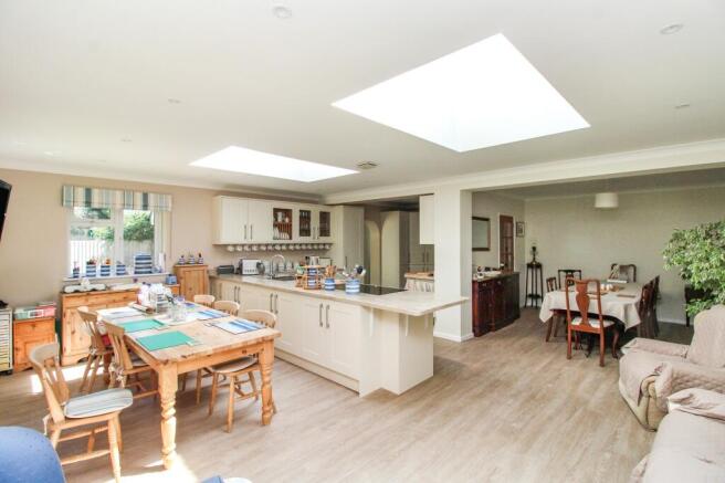 Kitchen/Dining Room