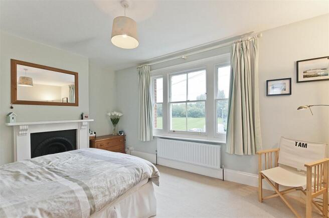 Master bedroom.jpg