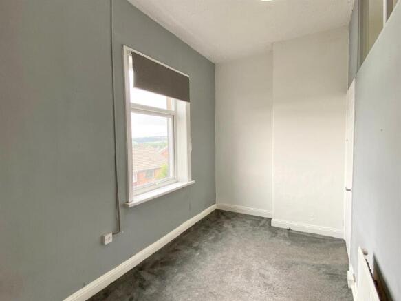2 bed Terraced for sale Image 9