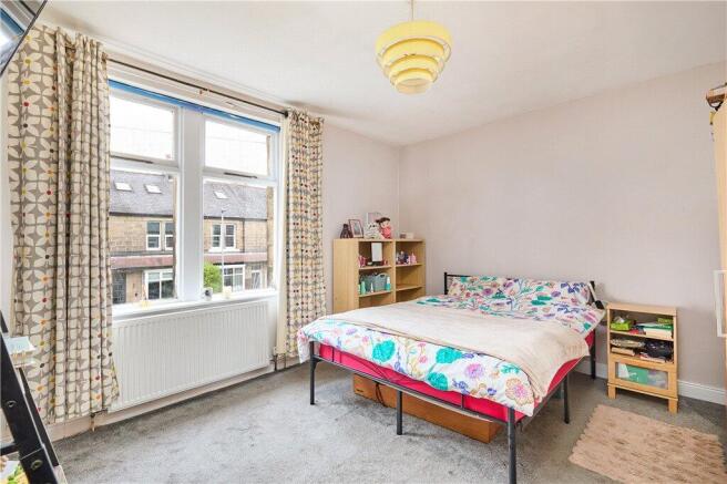 3 bed Terraced for sale Image 8