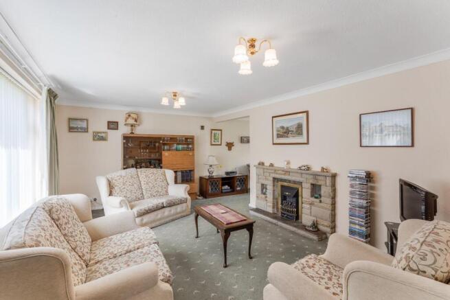 4 bed Detached for sale Image 10
