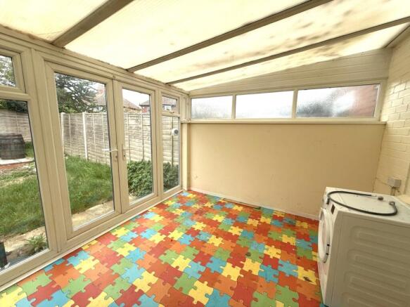 3 bed Terraced for sale Image 9
