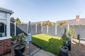 7, Appletree Road, Featherstone, Pontefract WF7 5EA