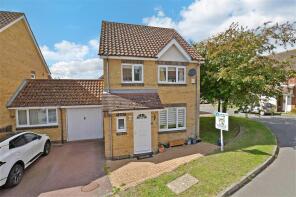 9, Brookfield, Weald Hall Lane, Thornwood, Epping CM16 6NG