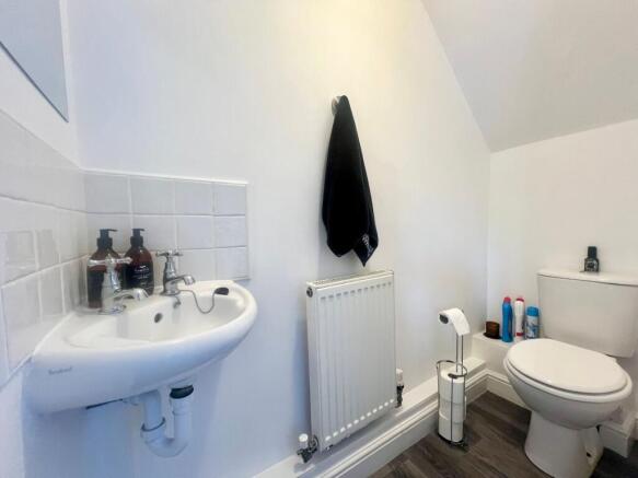 3 bed Terraced for sale Image 10