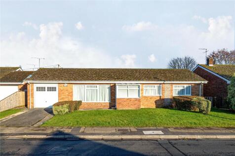 Suthmere Drive, Burbage, Marlborough, Wiltshire, SN8