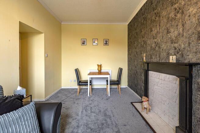 145 High Street, Galashiels, TD1 1RZ photo 4