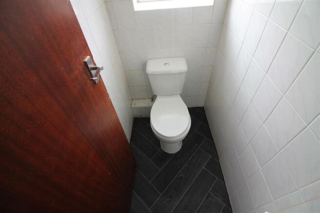 3 bed House to rent Image 10