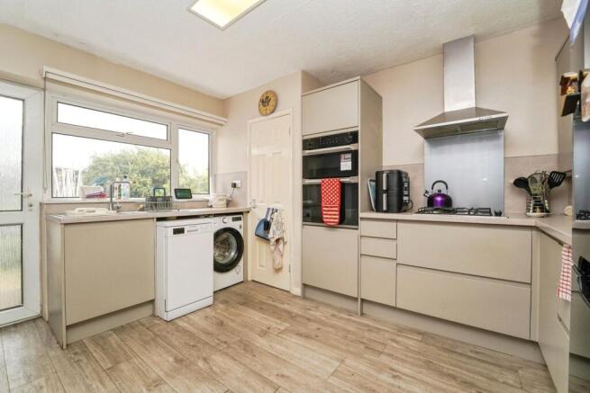 Cheyney Close, Gloucester, Gloucestershire, GL4 photo 2