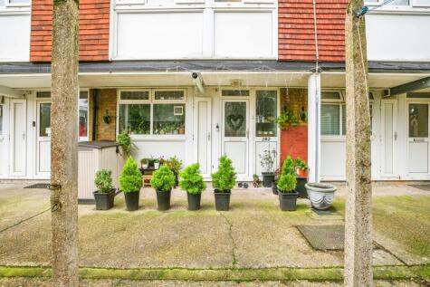 Longheath Gardens, Croydon, CR0