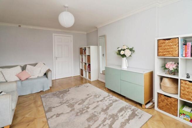 Cottage Close, Bromborough photo 3