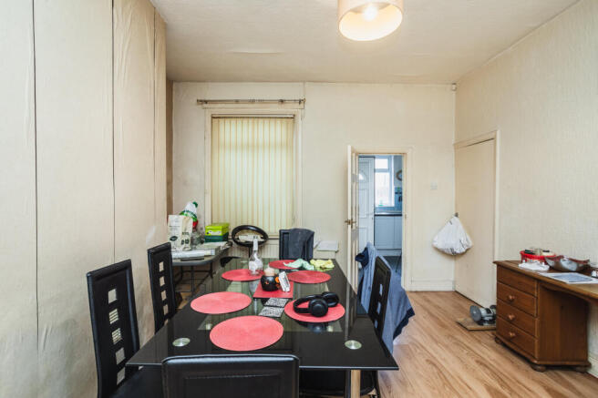 2 bed Terraced for sale Image 7