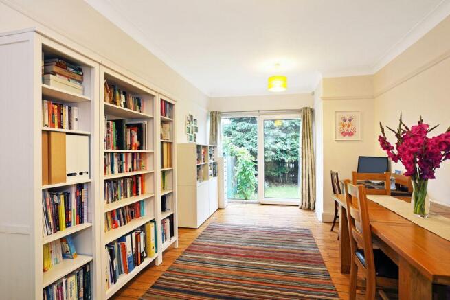 Dining/family room