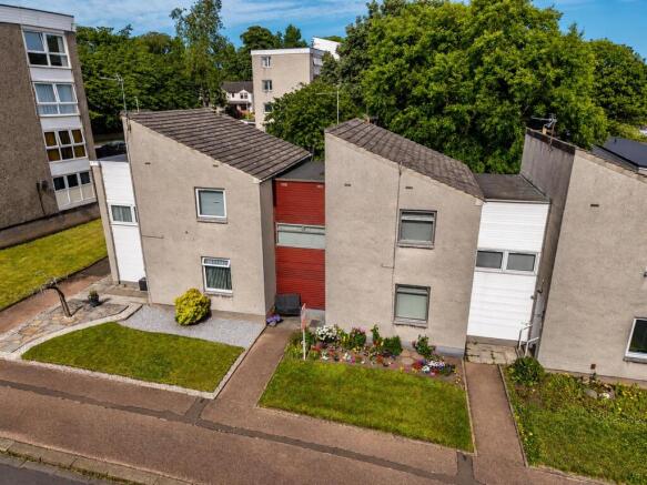 5 Craigiebarn Road Dundee-2.jpg