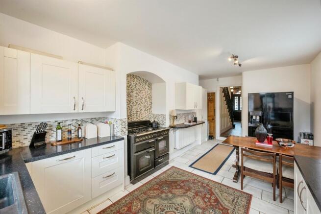 5 bed End of Terrace for sale Image 4
