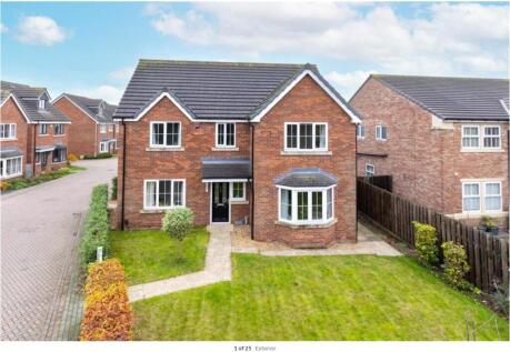 Barrowby Gardens, Leeds, West Yorkshire