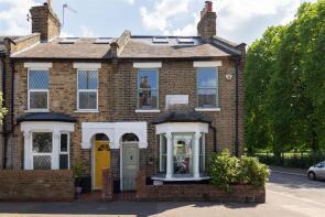 114, Hartington Road, London E17 8AT