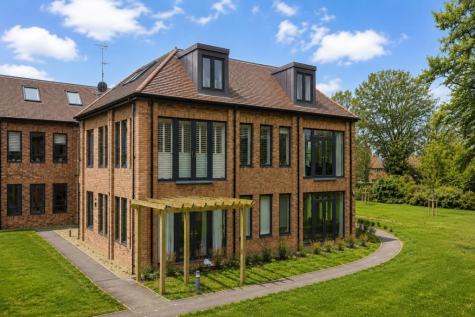 Manor Gardens, New Ash Green