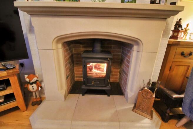 Lounge log burner