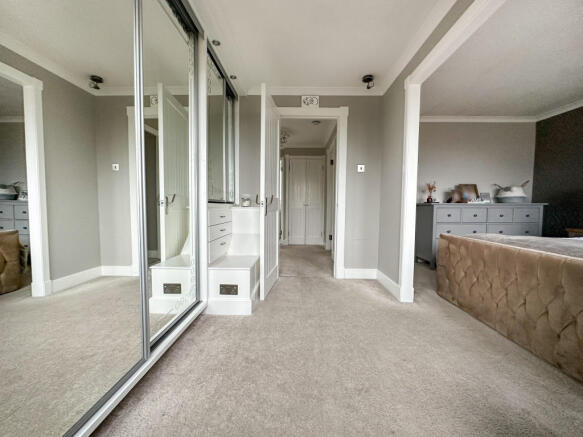 Dressing Room/Bedroom