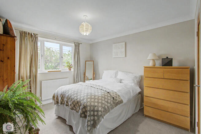 4 bed Detached for sale Image 7