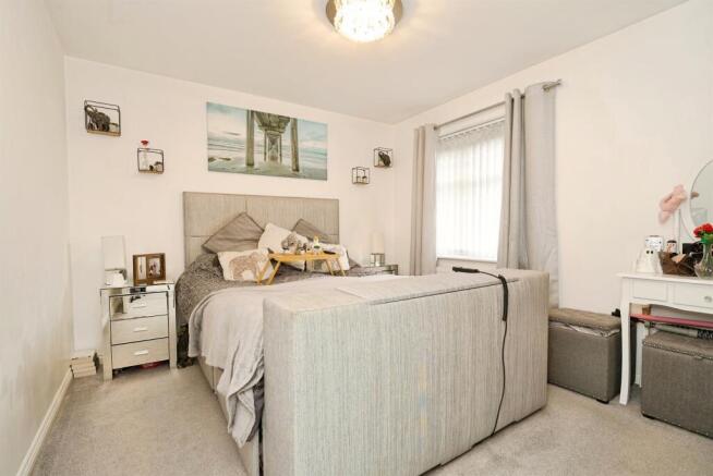3 bed Detached for sale Image 10