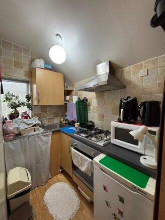 85082D41-F335-4B7C-9