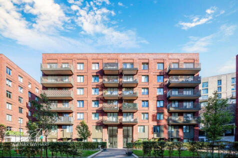 Cavendish Square, London E16