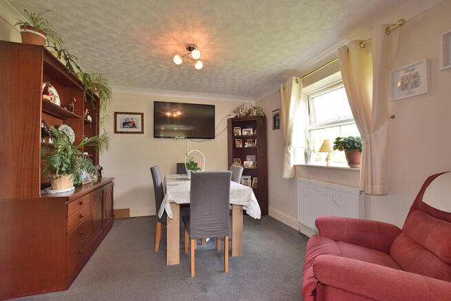 3 bed Detached for sale Image 11
