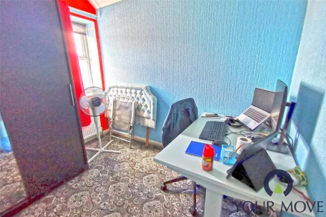 3 bed Terraced for sale Image 8
