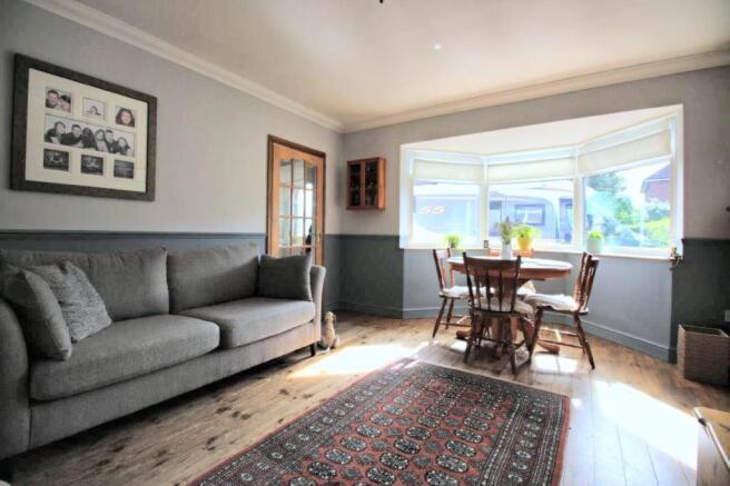 Living Room / Dining Room