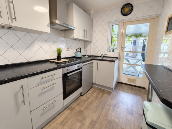 kitchen beech.png