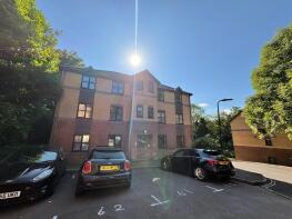 62, Briarswood, Southampton SO16 6GD