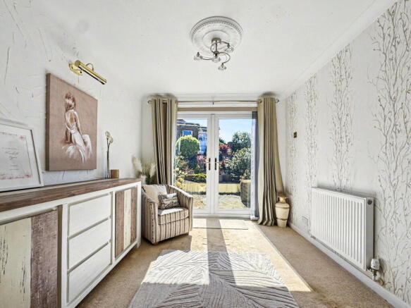 3 bed Semi-Detached for sale Image 7