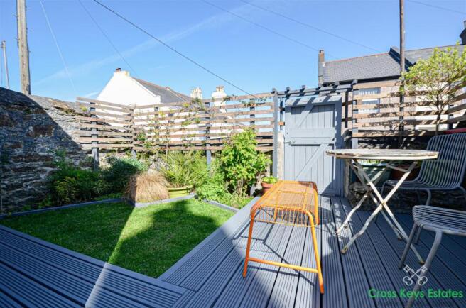 Front & Rear Garden