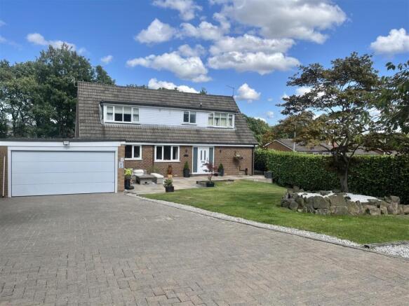 Gardens & Driveway