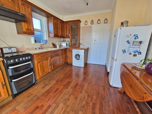 Kitchen (1)