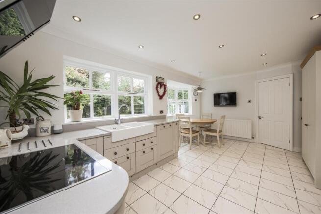 Modern Kitchen Diner