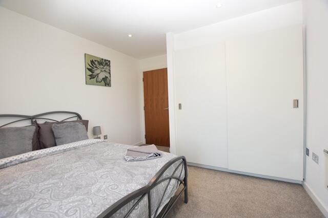 1 bed Apartment to rent Image 5