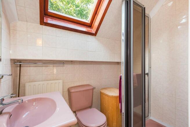 En-suite to Bedroom 1