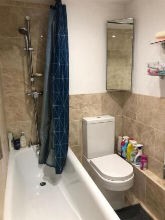 Bathroom.jpg