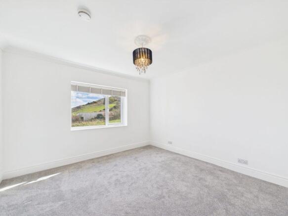2 bed Flat for sale Image 9